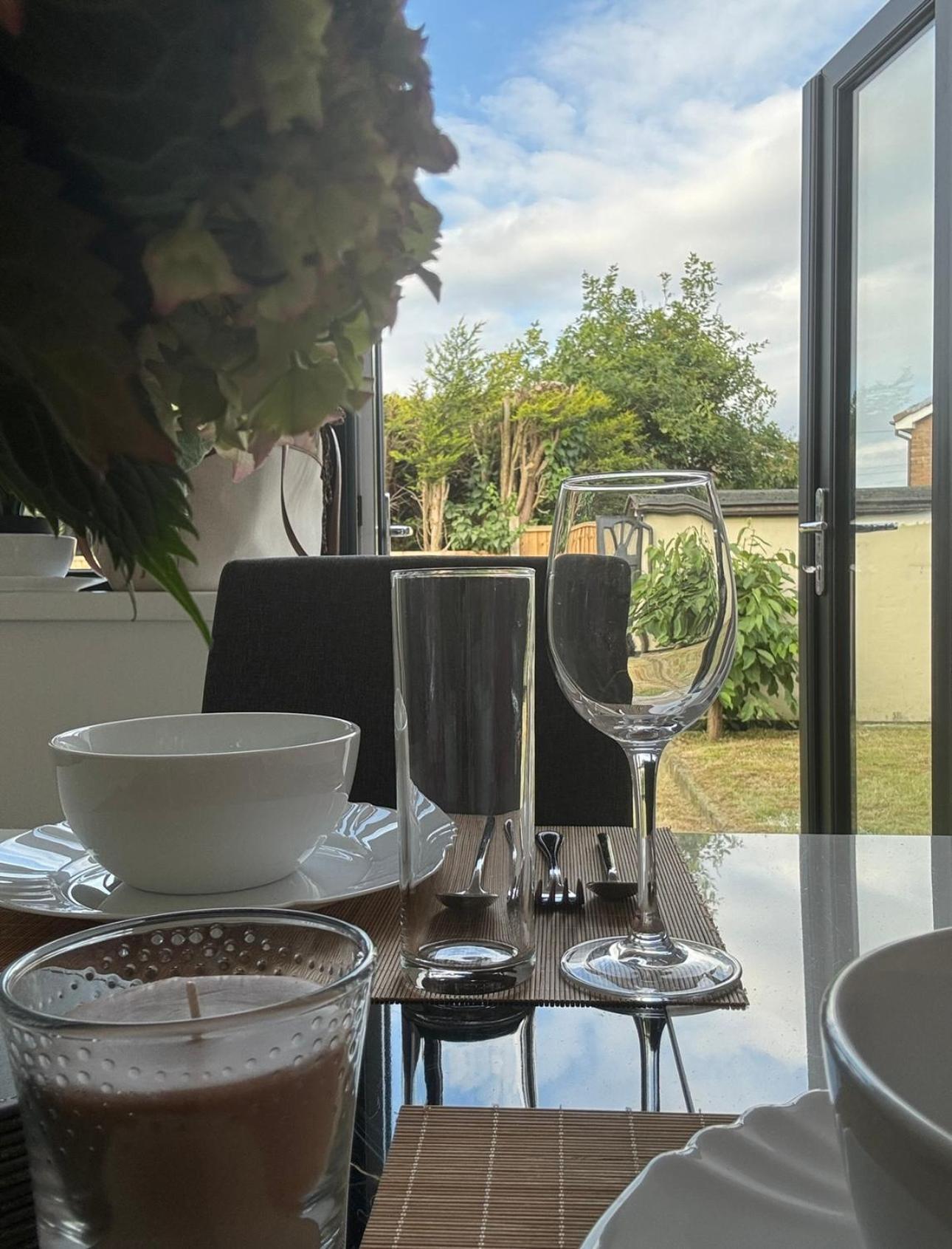 Superb Cozy House In Warrington 빌라 외부 사진