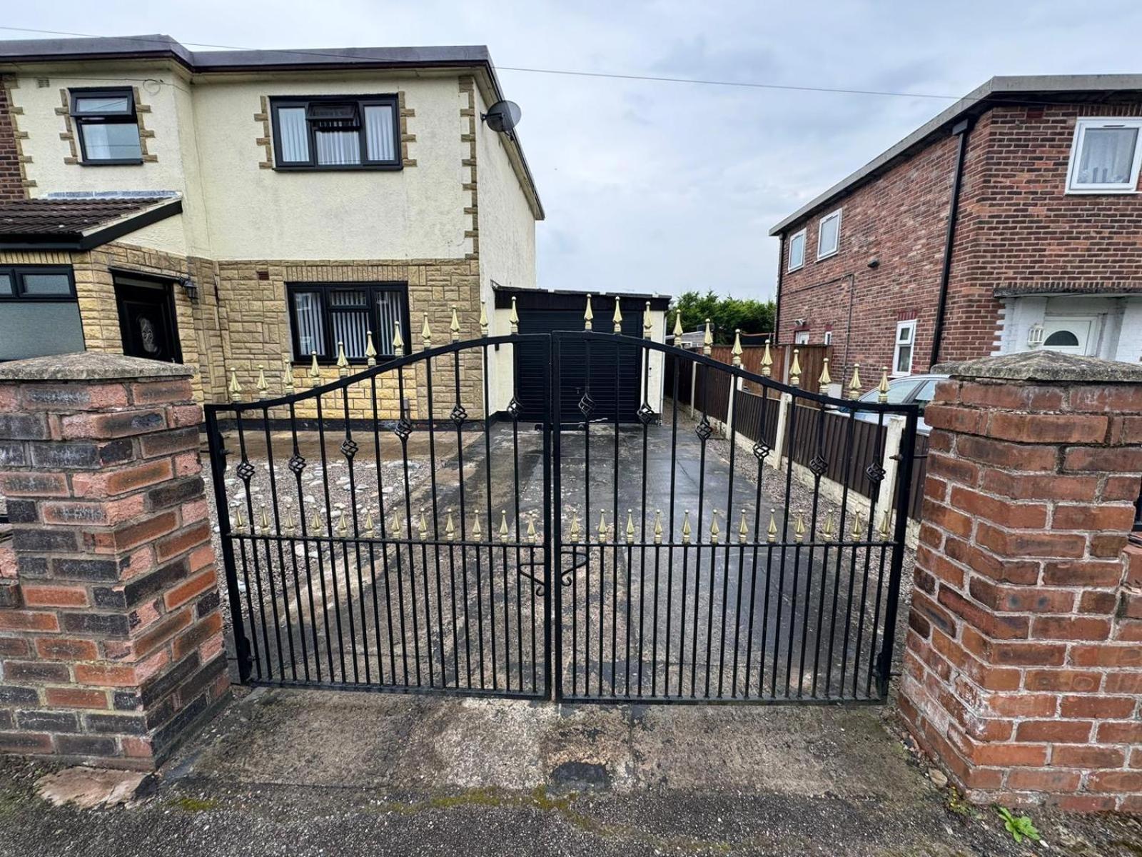 Superb Cozy House In Warrington 빌라 외부 사진