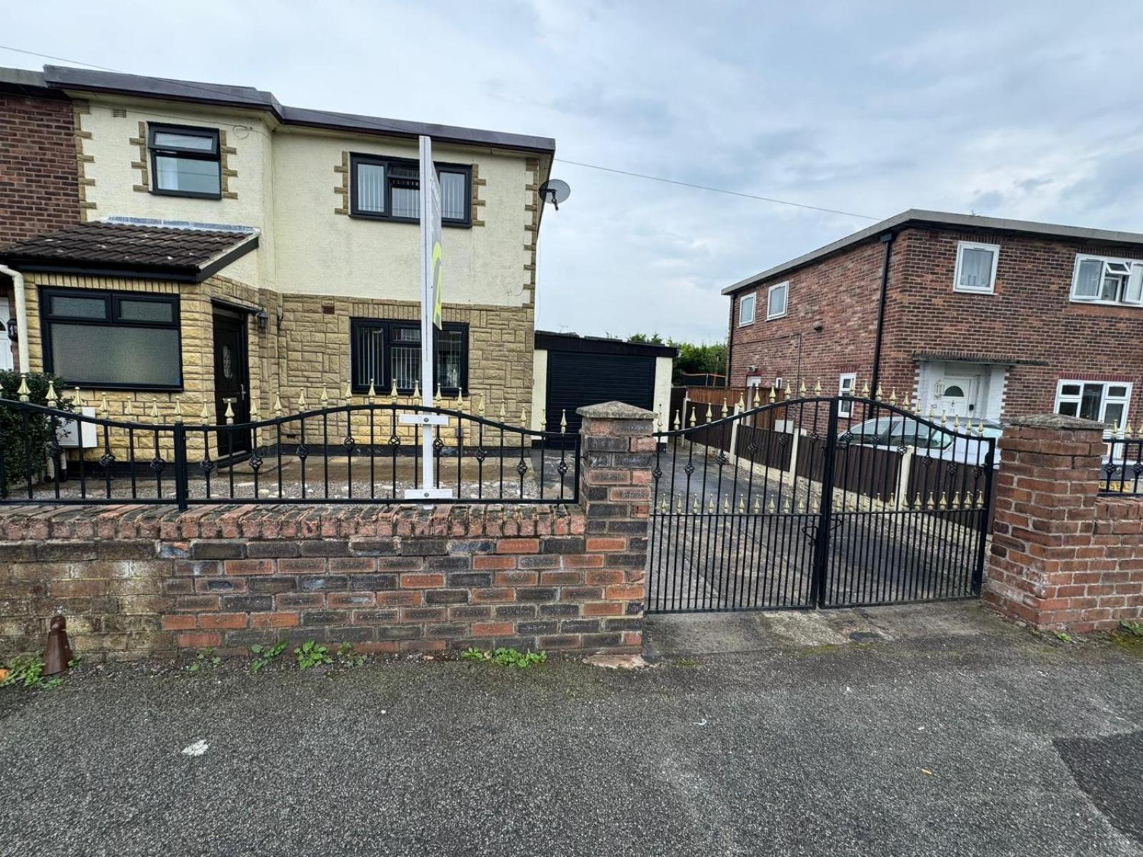 Superb Cozy House In Warrington 빌라 외부 사진