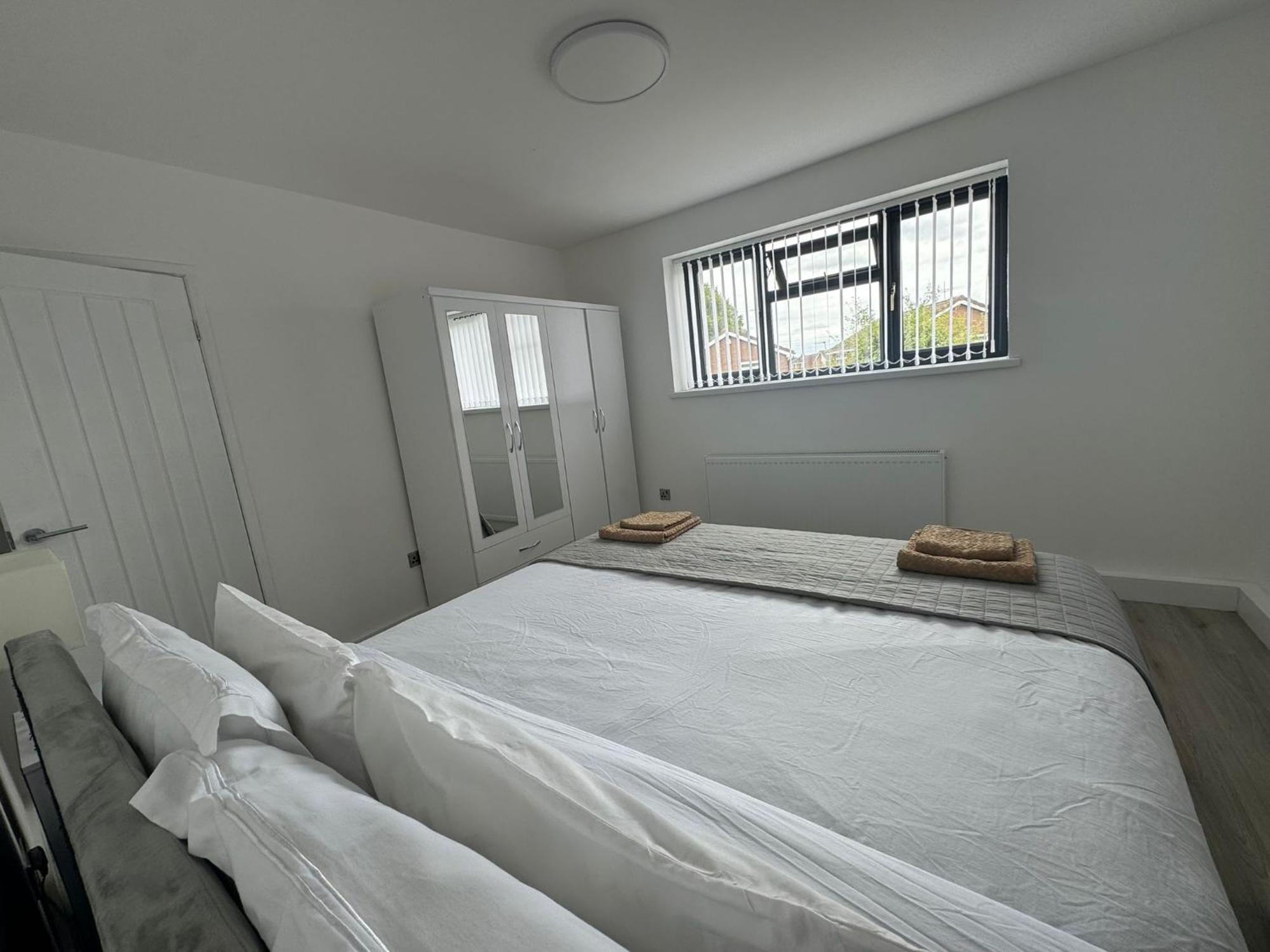 Superb Cozy House In Warrington 빌라 외부 사진